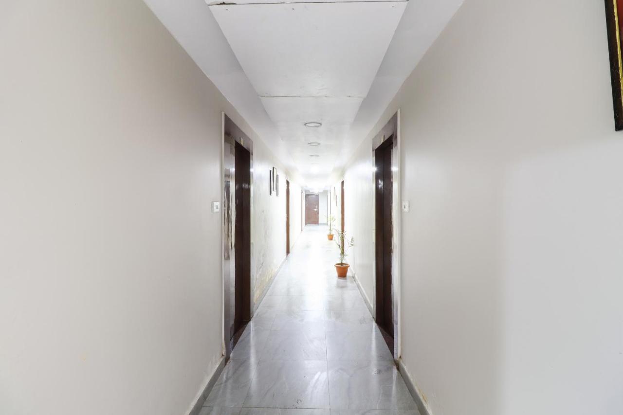 Capital O 70631 Hotel Dwarka International Darbhanga Экстерьер фото
